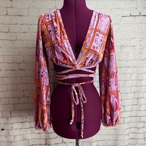 Urban Outfitters size XS long sleeve puff sleeve cropped wrap top